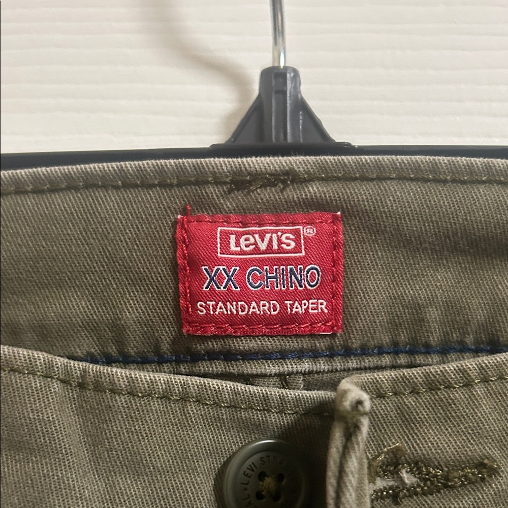 Levi's XX Chino Standard Taper Pants in Olive